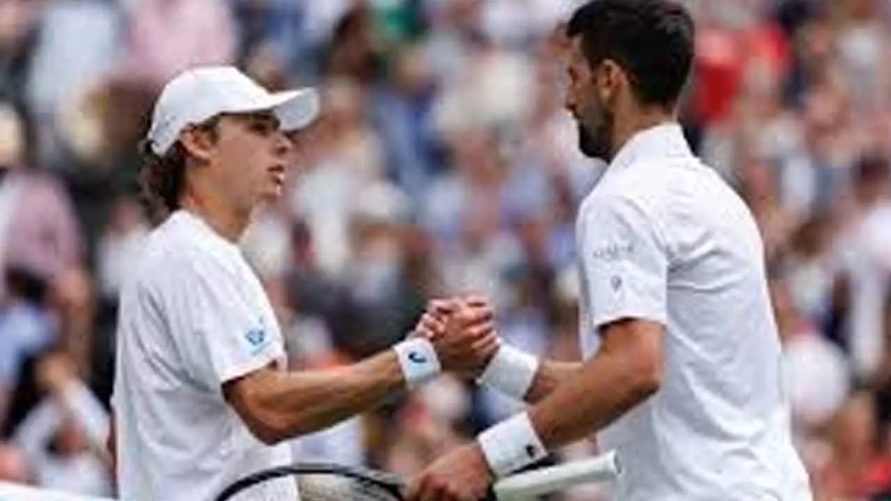 Djokovic Survives De Minaur Scare as Aussie Juniors Shine at Wimbledon Djokovic Survives De Minaur Scare as Aussie Juniors Shine at Wimbledon