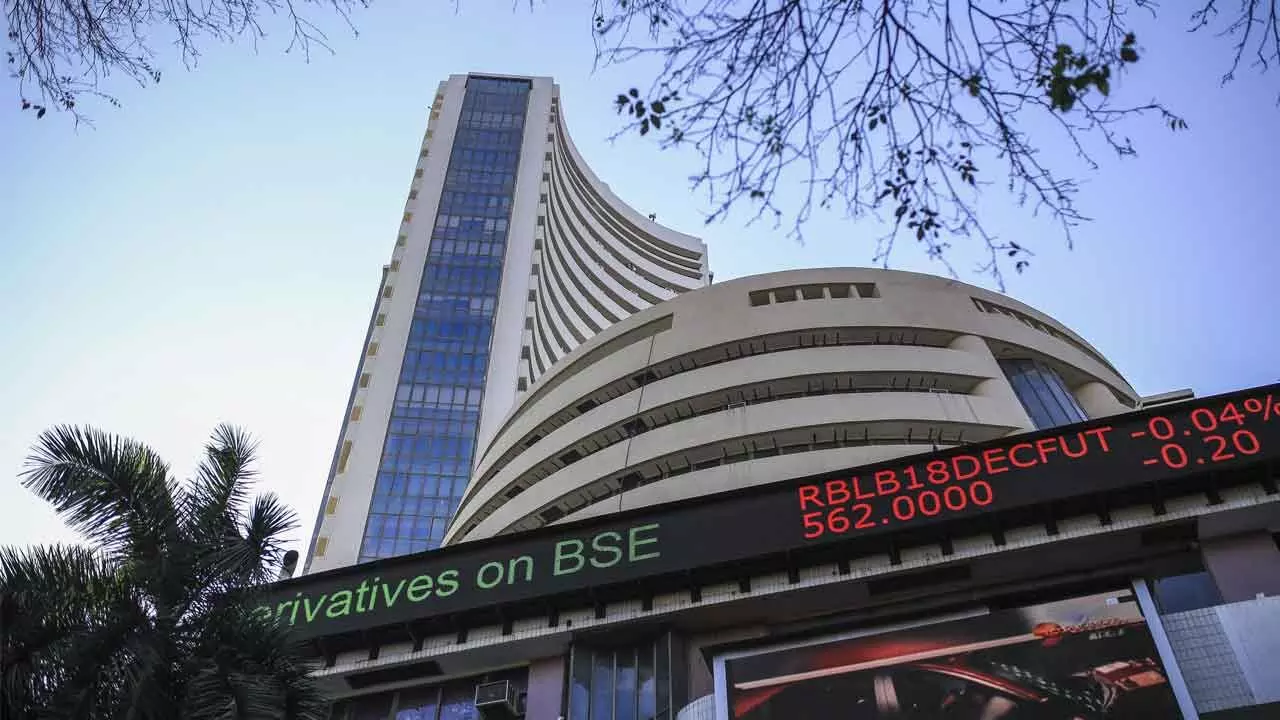 Market Movers: Key Indian Stocks to Watch Amid Global Economic Shifts and Q1 Earnings Season Market Movers: Key Indian Stocks to Watch Amid Global Economic Shifts and Q1 Earnings Season