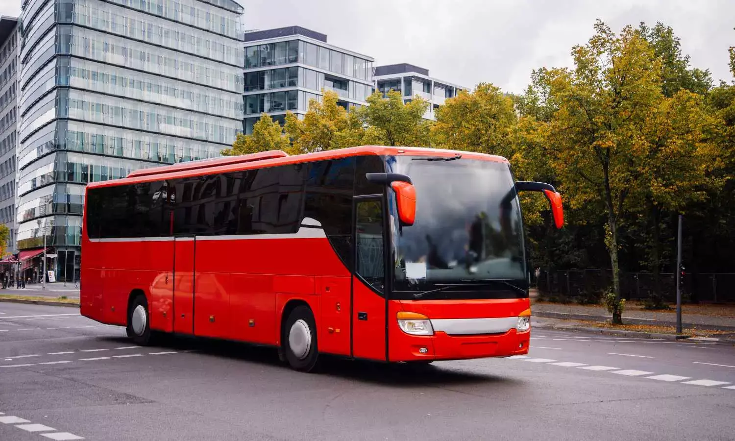 How Much Does It Cost to Rent a Bus in Dubai? 2025 Price Guide