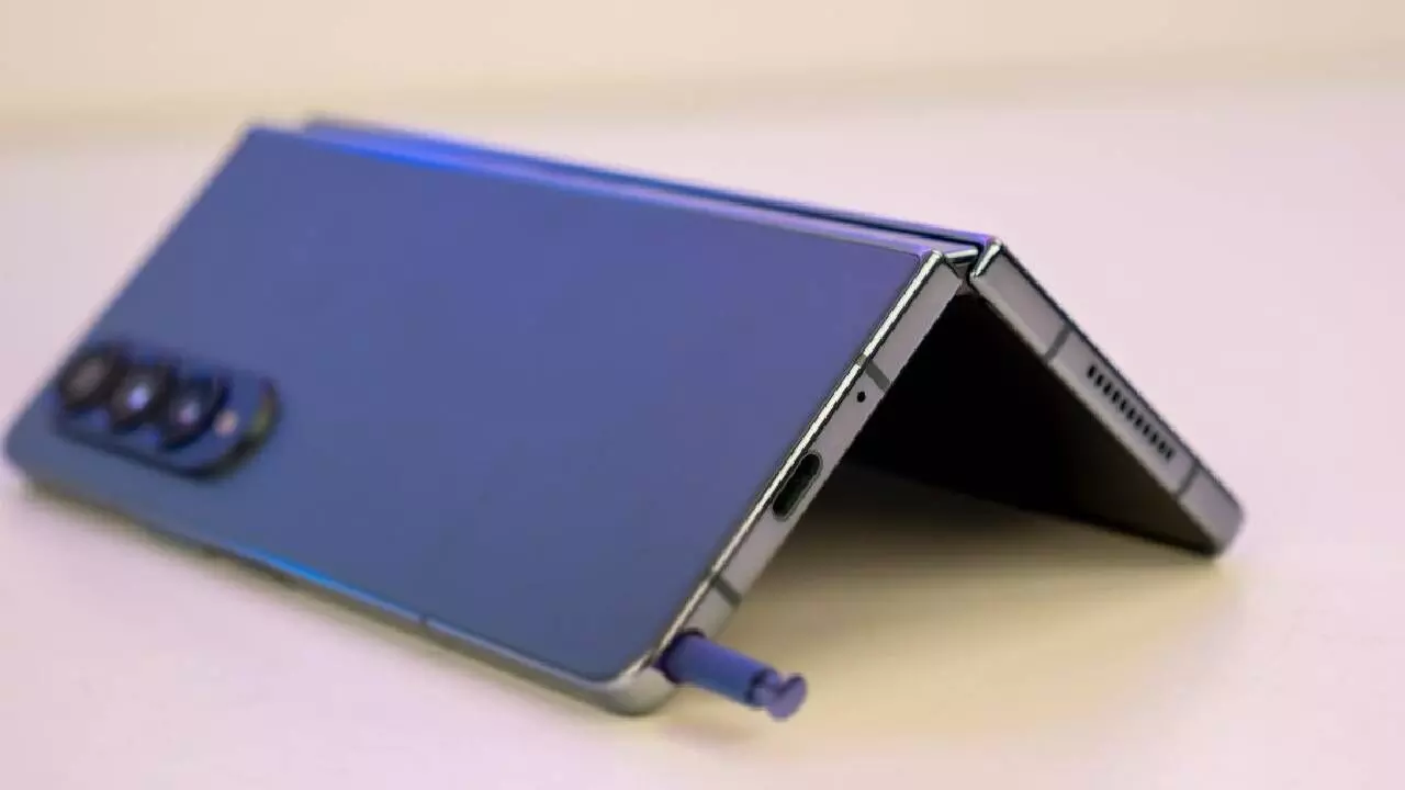 Samsung Working on New S Pen Tech for Galaxy Z Fold Series: No Built-In Slot Yet Samsung Working on New S Pen Tech for Galaxy Z Fold Series: No Built-In Slot Yet