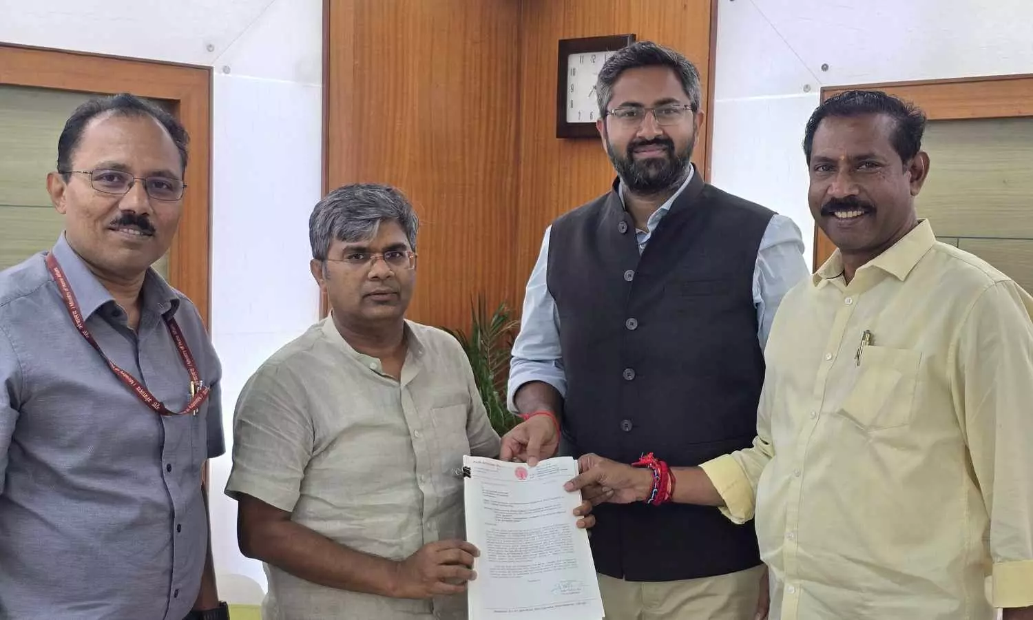 Plea to NHA to complete Gangavaram Port road connectivity