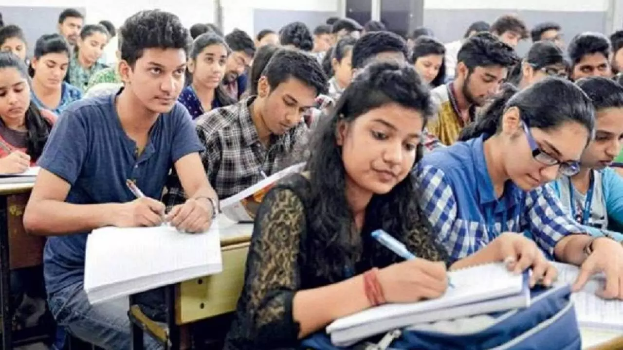 Kerala DHSE Declares Plus Two SAY & Improvement Exam Results 2025: Over 80,000 Students Get Second Chance Kerala DHSE Declares Plus Two SAY & Improvement Exam Results 2025: Over 80,000 Students Get Second Chance