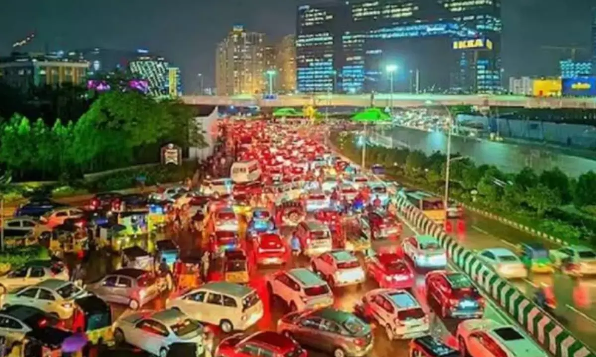 Hyderabad Weather Alert: Stay Home, Avoid 5–8PM Travel