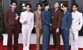 RM and SUGA Fly to the U.S. After Attending Stylist Kimvenchy’s Wedding, BTS Gears Up for Full Group Reunion and 2026 Album RM and SUGA Fly to the U.S. After Attending Stylist Kimvenchy’s Wedding, BTS Gears Up for Full Group Reunion and 2026 Album