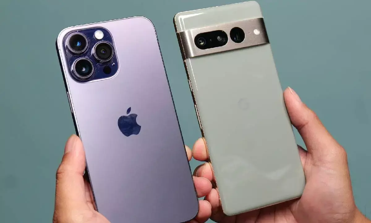 Google Pixel 10 Pro XL vs Apple iPhone 17 Pro Max: Release Dates, India Prices, Specs & Camera Faceoff