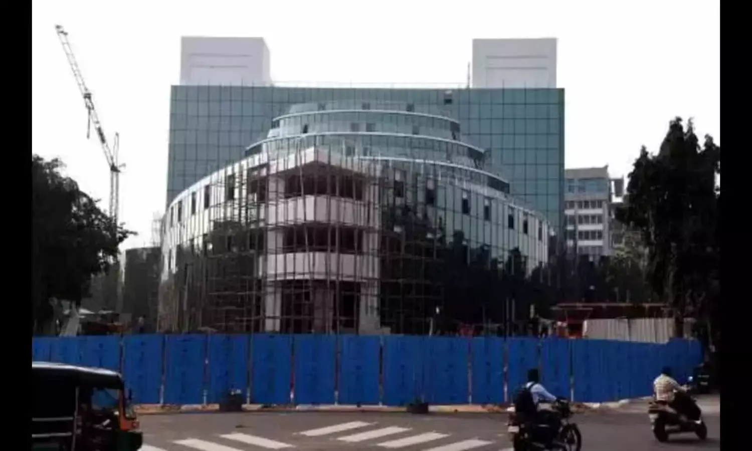 Railway Board clears revised DPR SCoR Zone with headquarters in Vizag. One floor in VMRDAs Deck multilayer parking complex maybe taken on lease