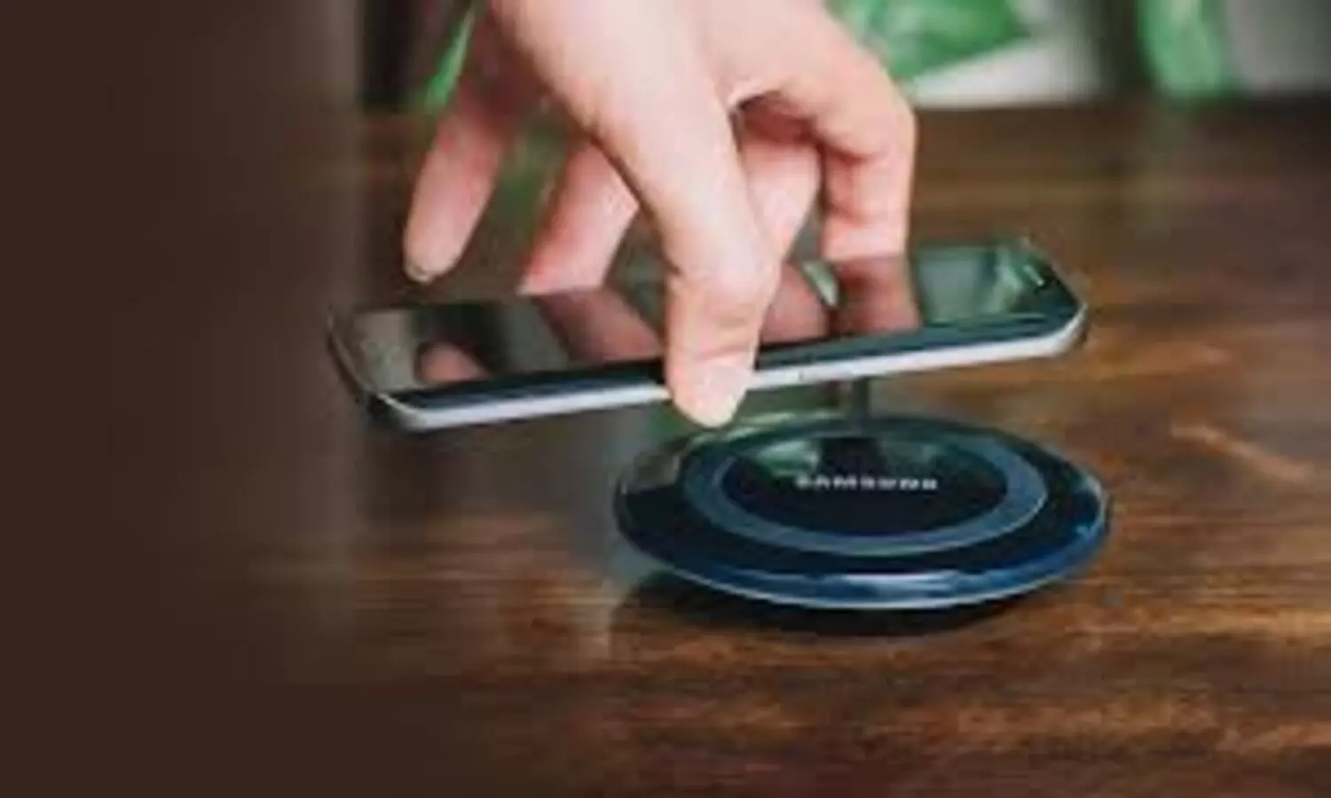 Qi2 Wireless Charging Is Here: 25W Speed Coming to Phones Soon Qi2 Wireless Charging Is Here: 25W Speed Coming to Phones Soon