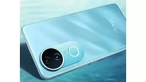 iQOO Z10R with MediaTek Dimensity 7400 and Dual Cameras Launched in India Starting at ₹19,499