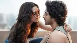 ‘Saiyaara’ Cast Fees Revealed: Ahaan Panday & Aneet Padda’s Earnings As Film Nears ₹200 Crore Mark ‘Saiyaara’ Cast Fees Revealed: Ahaan Panday & Aneet Padda’s Earnings As Film Nears ₹200 Crore Mark