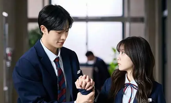 Head Over Heels Finale: Kim Se-jeong & Bae In-hyuk’s K-Drama Ends on Prime Video – Release Date & Plot Head Over Heels Finale: Kim Se-jeong & Bae In-hyuk’s K-Drama Ends on Prime Video – Release Date & Plot