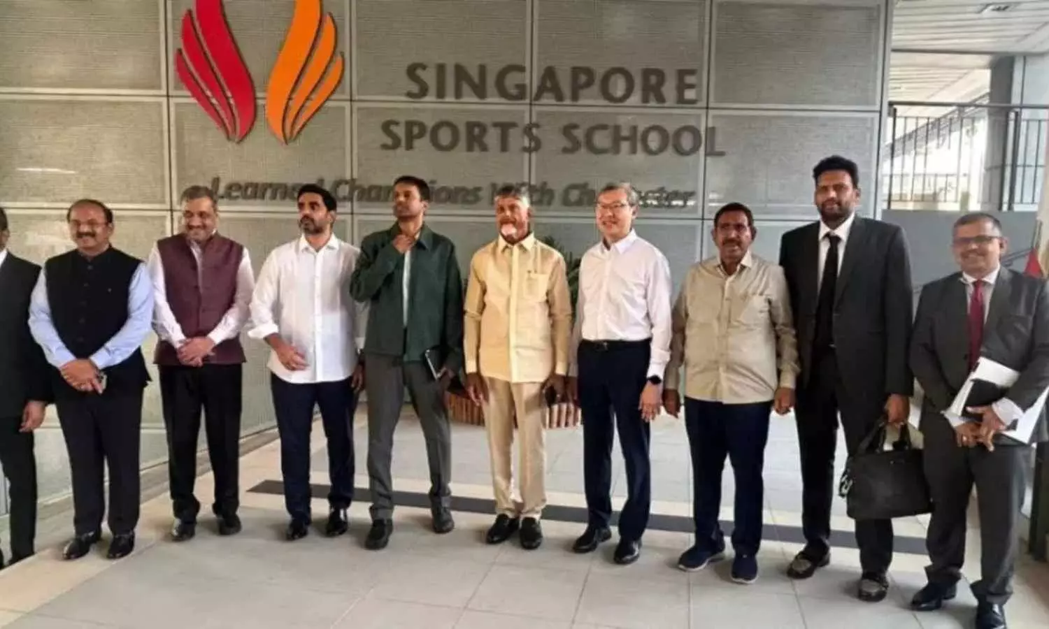 Naidu seeks Singapore role for developing Amaravati Visits mega housing project Naidu seeks Singapore role for developing Amaravati Visits mega housing project