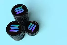 Solana (SOL) Price Struggles Below $200: Short-Term Pullback Likely as Momentum Weakens
