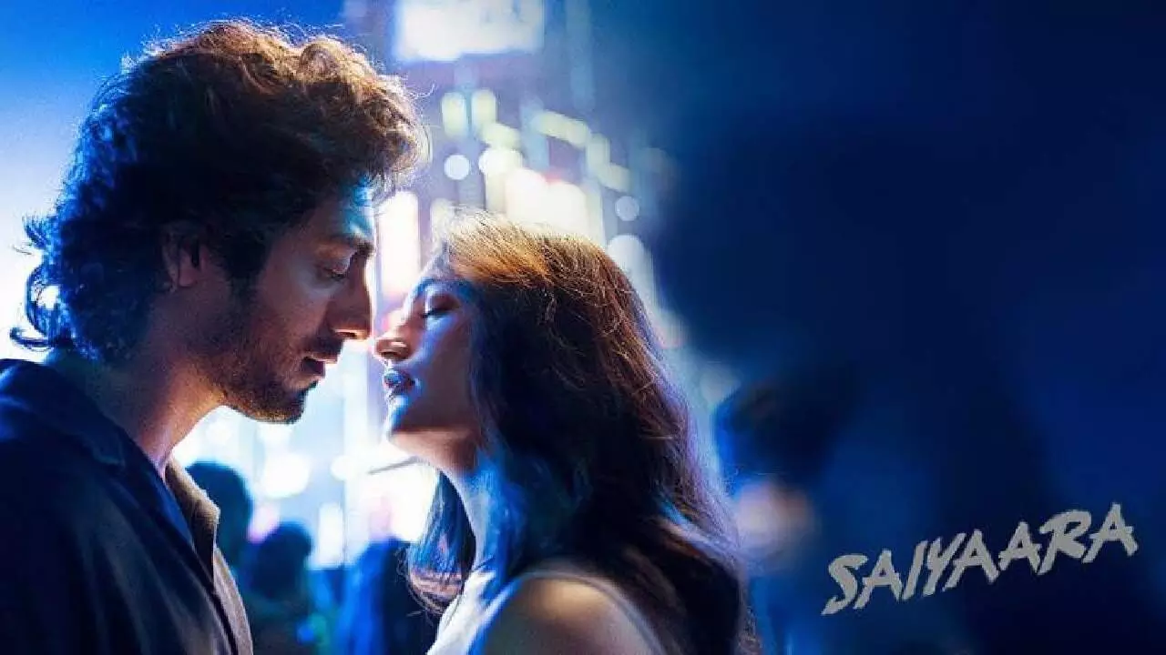 Saiyaara Crosses Rs 260 Crore in India by Day 12 as Box Office Momentum Continues Saiyaara Crosses Rs 260 Crore in India by Day 12 as Box Office Momentum Continues