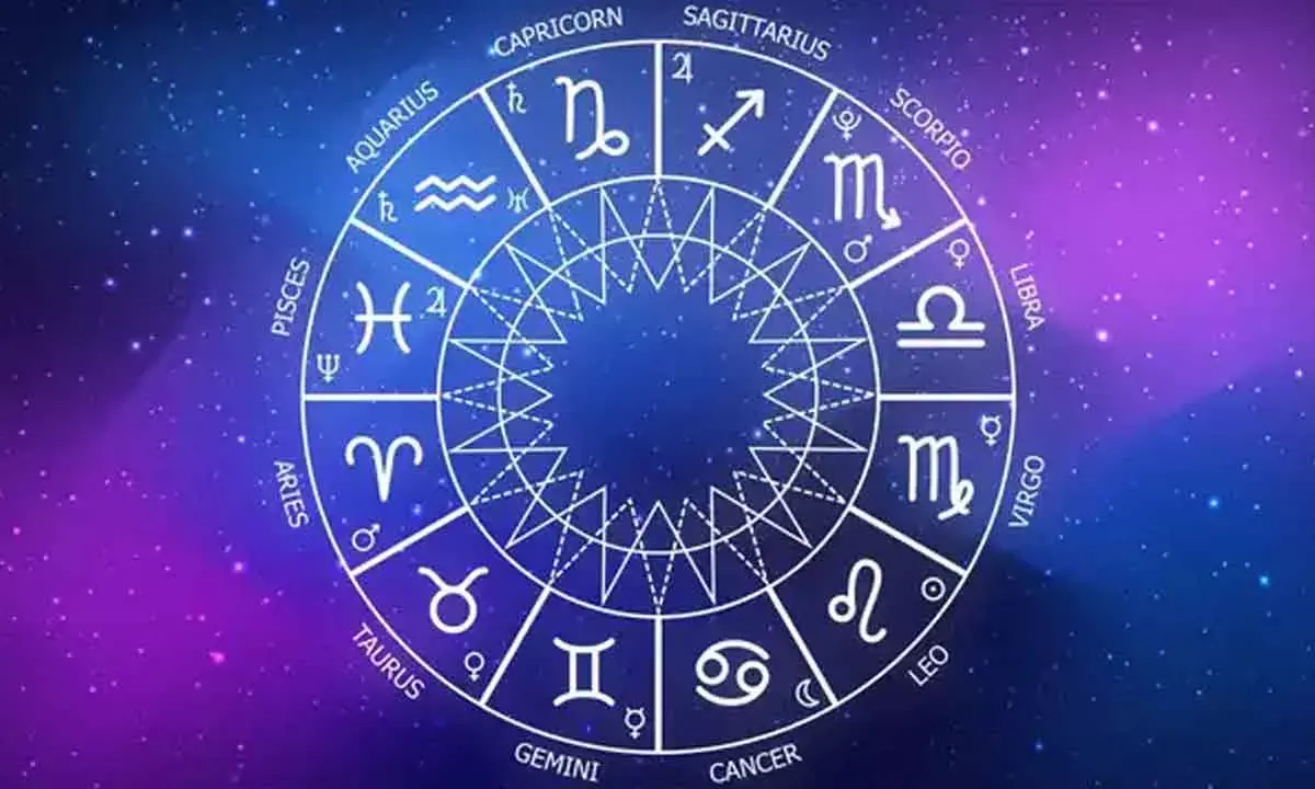 Horoscope Today: Tarot Readings Bring Positivity and Small Wins for July 31, 2025
