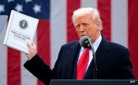 Donald Trump Slams Fed Chair, Imposes New Tariffs on India Amid Rising US-India Trade Tensions Donald Trump Slams Fed Chair, Imposes New Tariffs on India Amid Rising US-India Trade Tensions