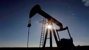 India’s US Crude Oil Imports Surge Over 50% in H1 2025 Amid Tariff Tensions with Washington India’s US Crude Oil Imports Surge Over 50% in H1 2025 Amid Tariff Tensions with Washington