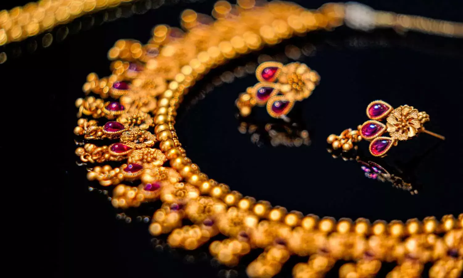 Hyderabad Gold Price Today: Check 22K & 24K Rates Now