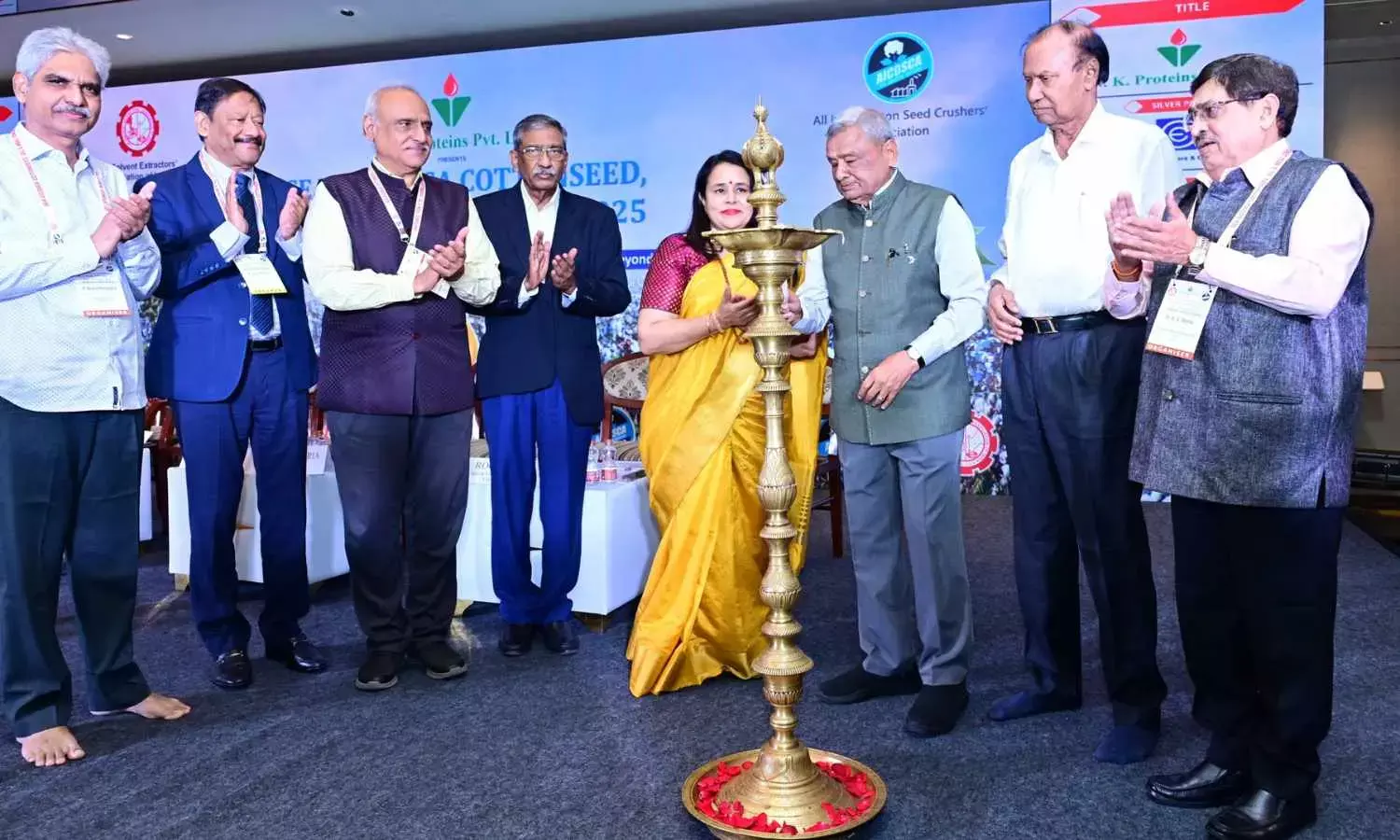 All India cottonseed, oil & meal conclave discusses entire gamut of ecosystem
