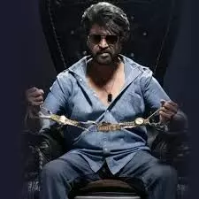Coolie Craze Peaks: FDFS Tickets Sell for ₹4,500, Fans Cross States for Early Shows Coolie Craze Peaks: FDFS Tickets Sell for ₹4,500, Fans Cross States for Early Shows