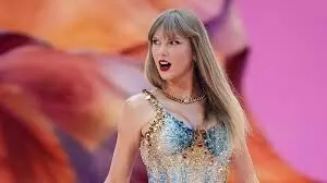 Taylor Swift’s “The Life of a Showgirl” Reveal Sparks NHL-Wide Swiftie Frenzy Taylor Swift’s “The Life of a Showgirl” Reveal Sparks NHL-Wide Swiftie Frenzy