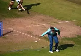 Amanda-Jade Wellington Pulls Off MS Dhoni-Style No-Look Run Out in The Hundred Women 2025 Amanda-Jade Wellington Pulls Off MS Dhoni-Style No-Look Run Out in The Hundred Women 2025