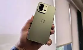 OnePlus 15  Launch Timeline, Price, Design, Camera & Key Specs — All the Latest Leaks