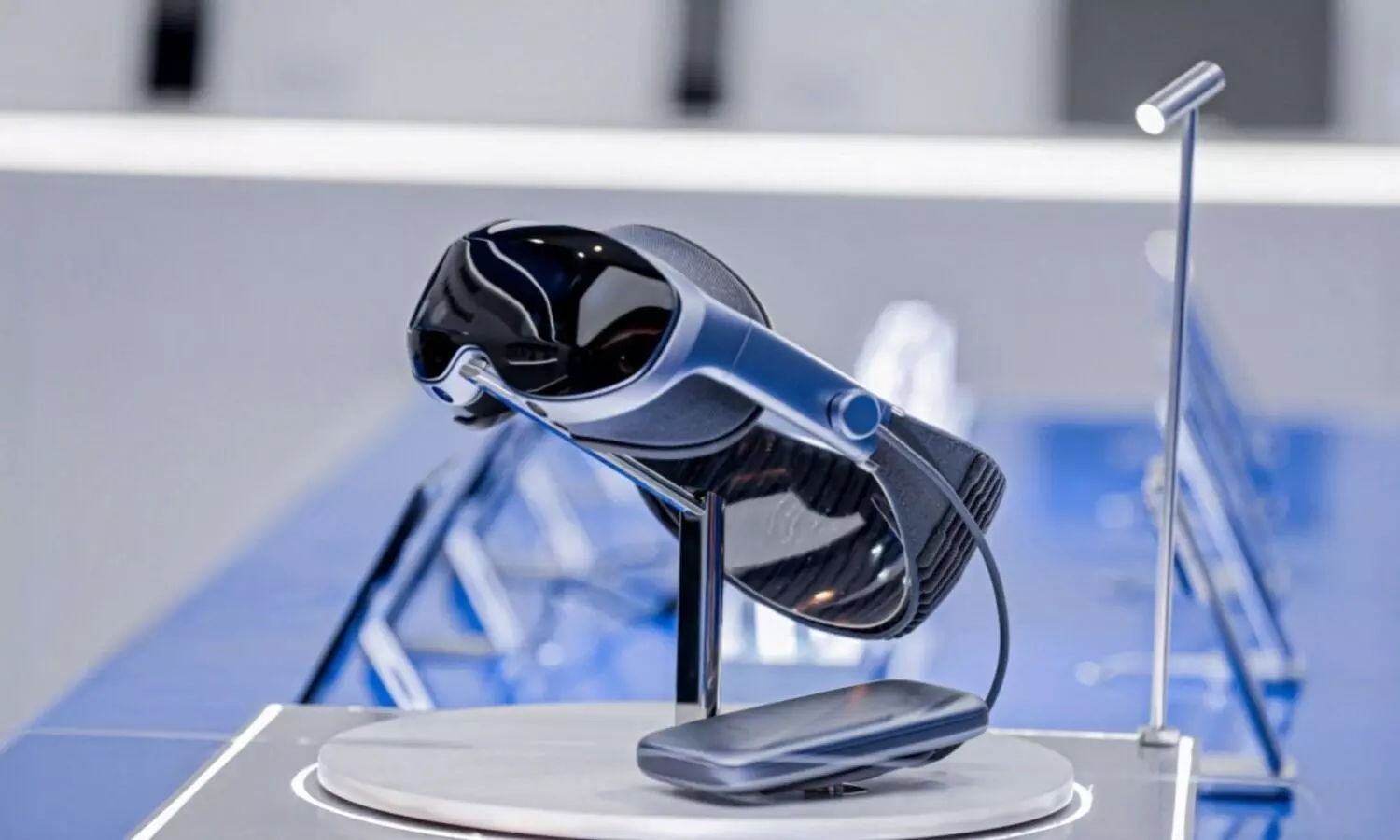 Vivo Vision Mixed Reality Headset: Features, Specs Vivo Vision Mixed Reality Headset: Features, Specs