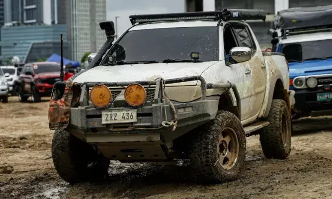 How to Repair Minor Scratches and Dents on Your Bull Bar
