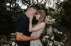 Travis Kelce’s Parents Celebrate Engagement to Taylor Swift: Donna Shares Childhood Tribute, Ed Reveals Proposal Details Travis Kelce’s Parents Celebrate Engagement to Taylor Swift: Donna Shares Childhood Tribute, Ed Reveals Proposal Details