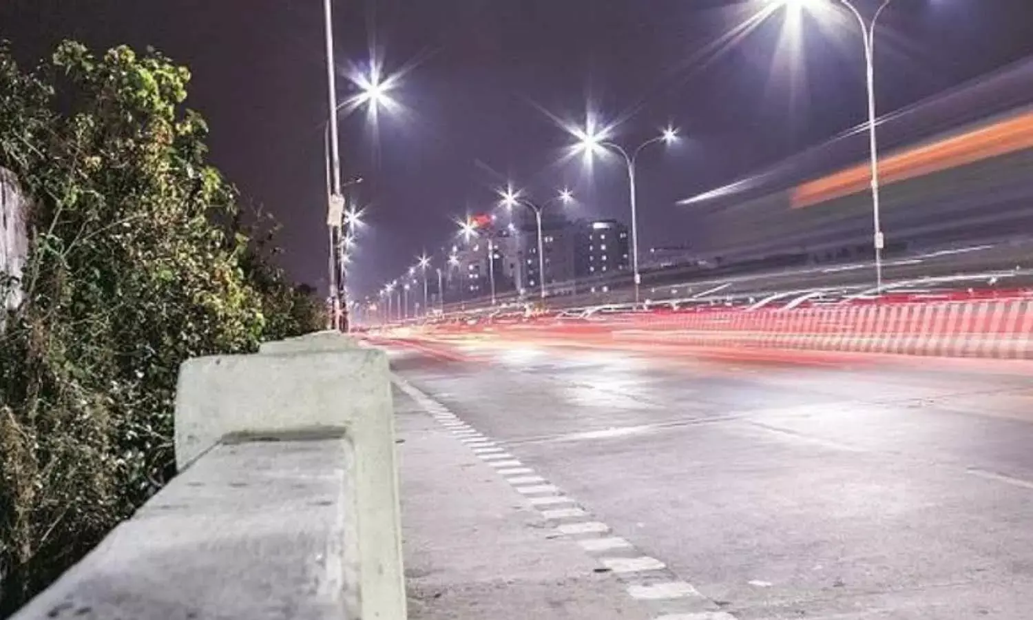 Samariya for emulation of Vizags success post-Hudhud in installing 1 lakh streetlights