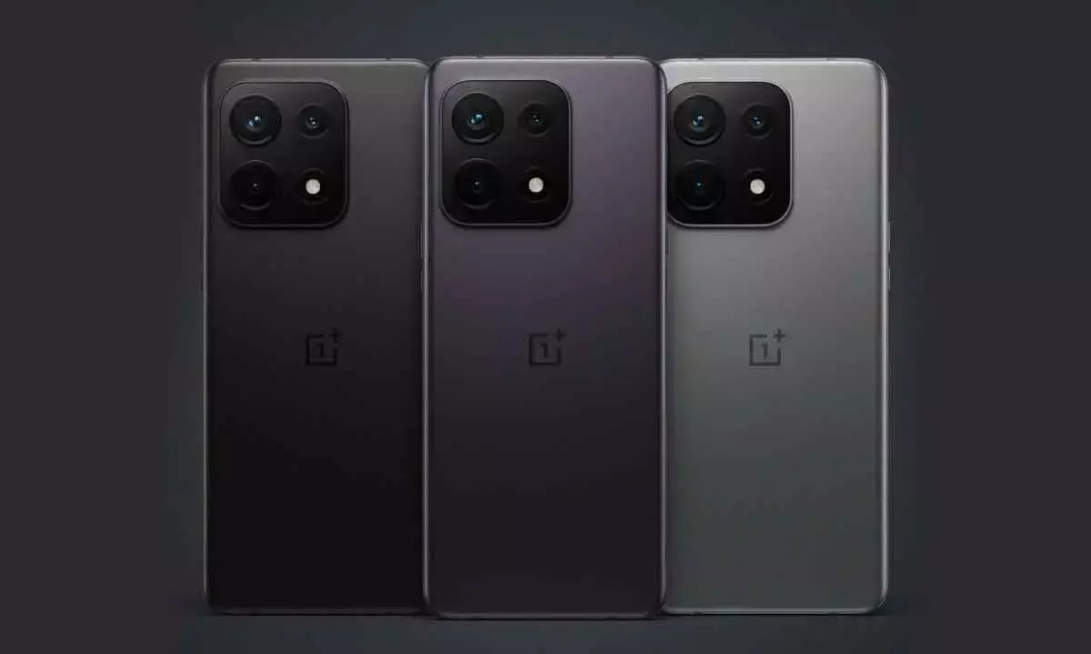 Realme GT 8 vs GT 8 Pro: India Price, Specs, Camera, Performance Revealed