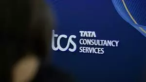 TCS Announces Salary Hikes: Employees Get 4.5%–7% Pay Increase, Top Performers Cross 10% TCS Announces Salary Hikes: Employees Get 4.5%–7% Pay Increase, Top Performers Cross 10%
