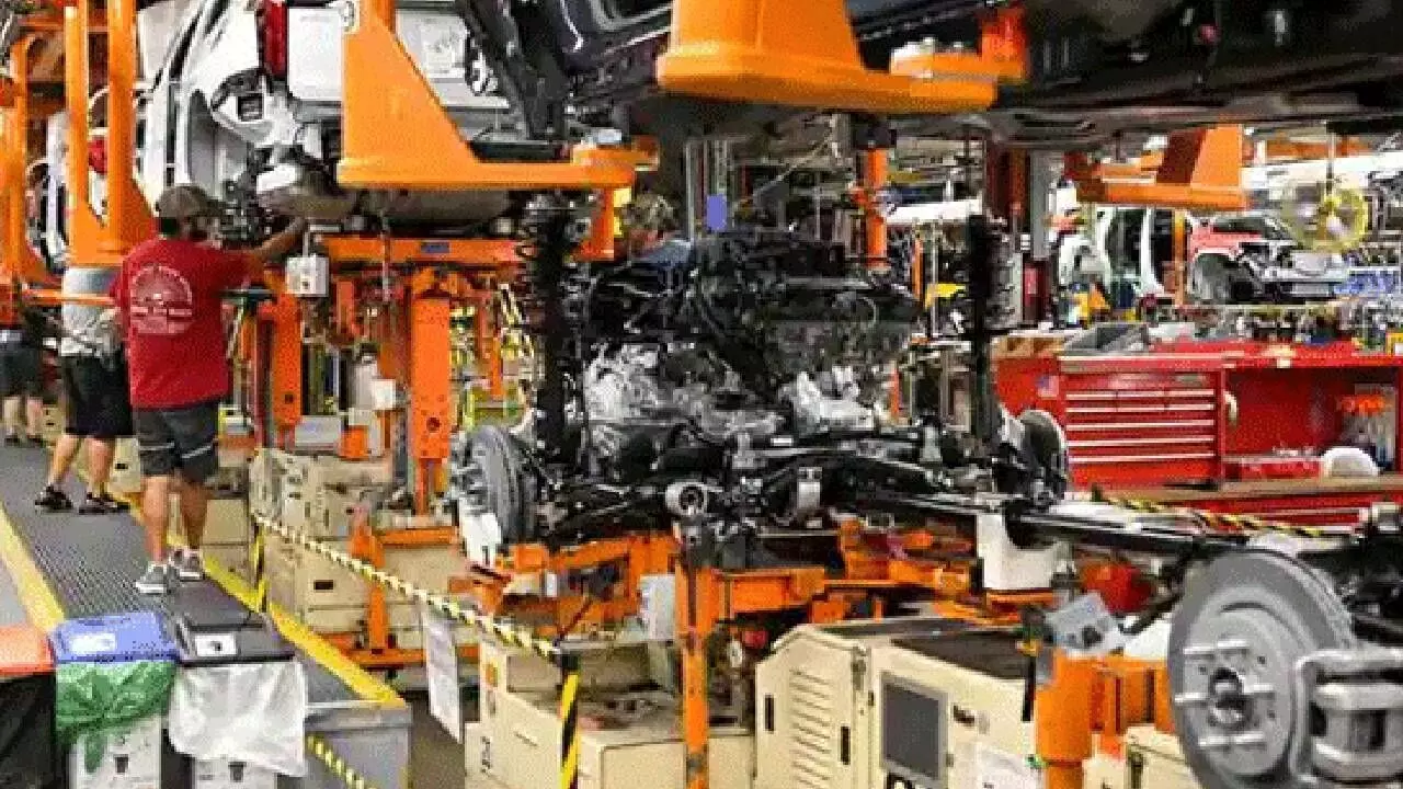 Delhis manufacturing sector growth 3 times higher than nations: Report Delhis manufacturing sector growth 3 times higher than nations: Report