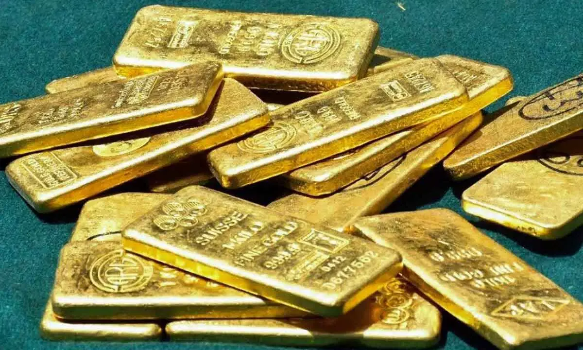Gold prices storm past Rs1.07L/10g
