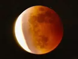 Full Corn Moon and Total Lunar Eclipse to Light Up the Skies This Weekend Full Corn Moon and Total Lunar Eclipse to Light Up the Skies This Weekend