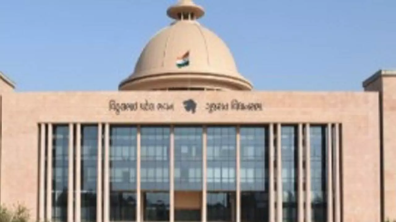 Citizens get Rs 500-cr stolen goods back in Guj due to unique initiative Citizens get Rs 500-cr stolen goods back in Guj due to unique initiative