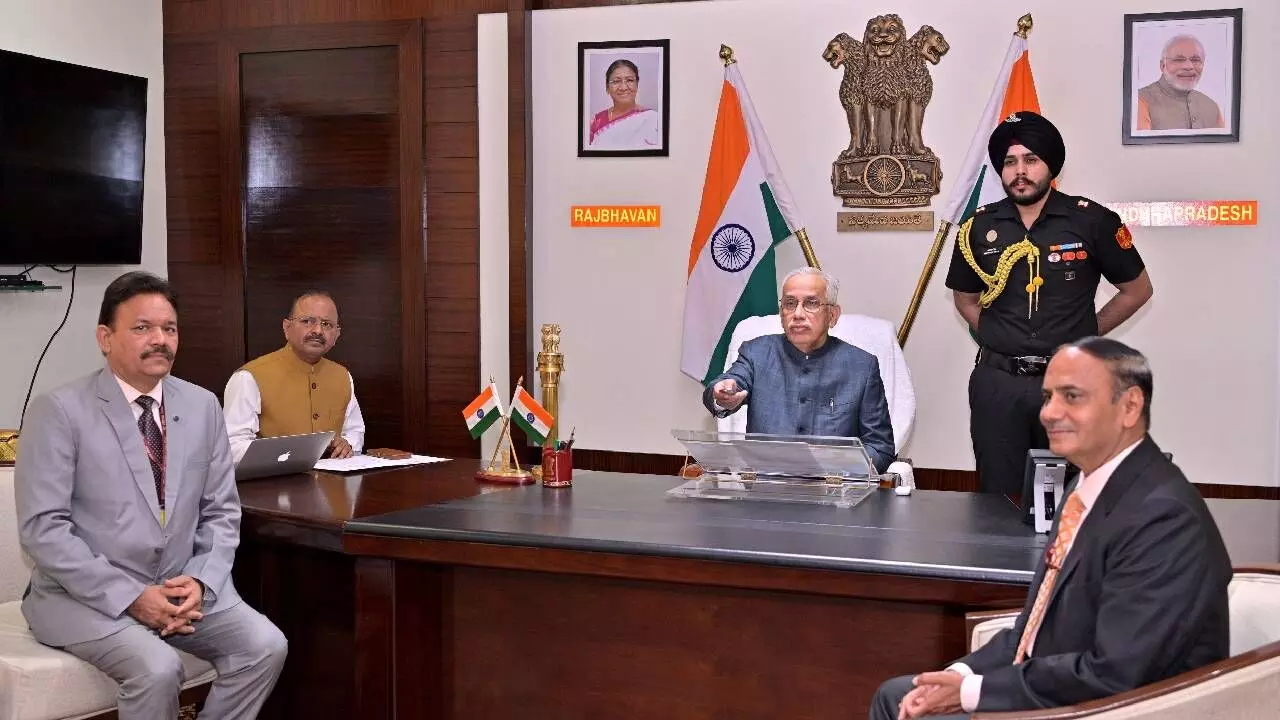 Guv unveils live-streaming of SIC hearings