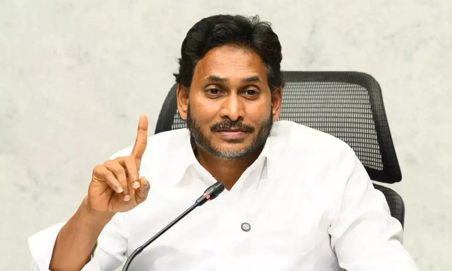 Jagan criticises CM Naidu govt for false cases against YSRCP leaders
