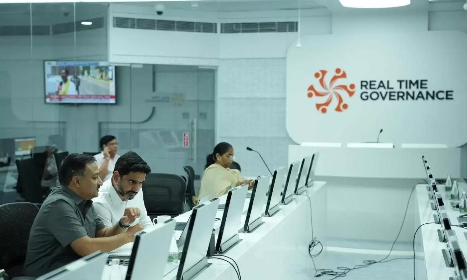 215 Telugu people stranded in Nepal; Minister Lokesh directs officials to collect update on an hourly basis