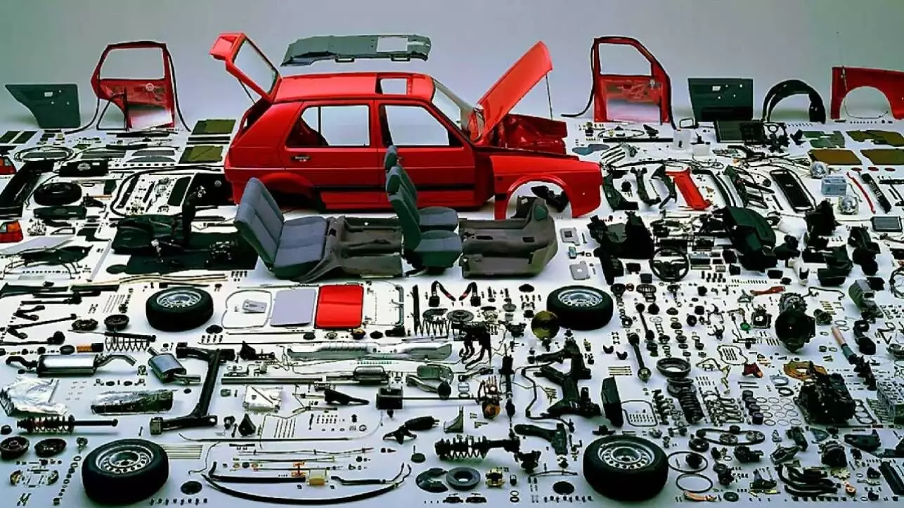 Govt aims to make India’s auto industry No.1 globally in next 5 years: Gadkari Govt aims to make India’s auto industry No.1 globally in next 5 years: Gadkari