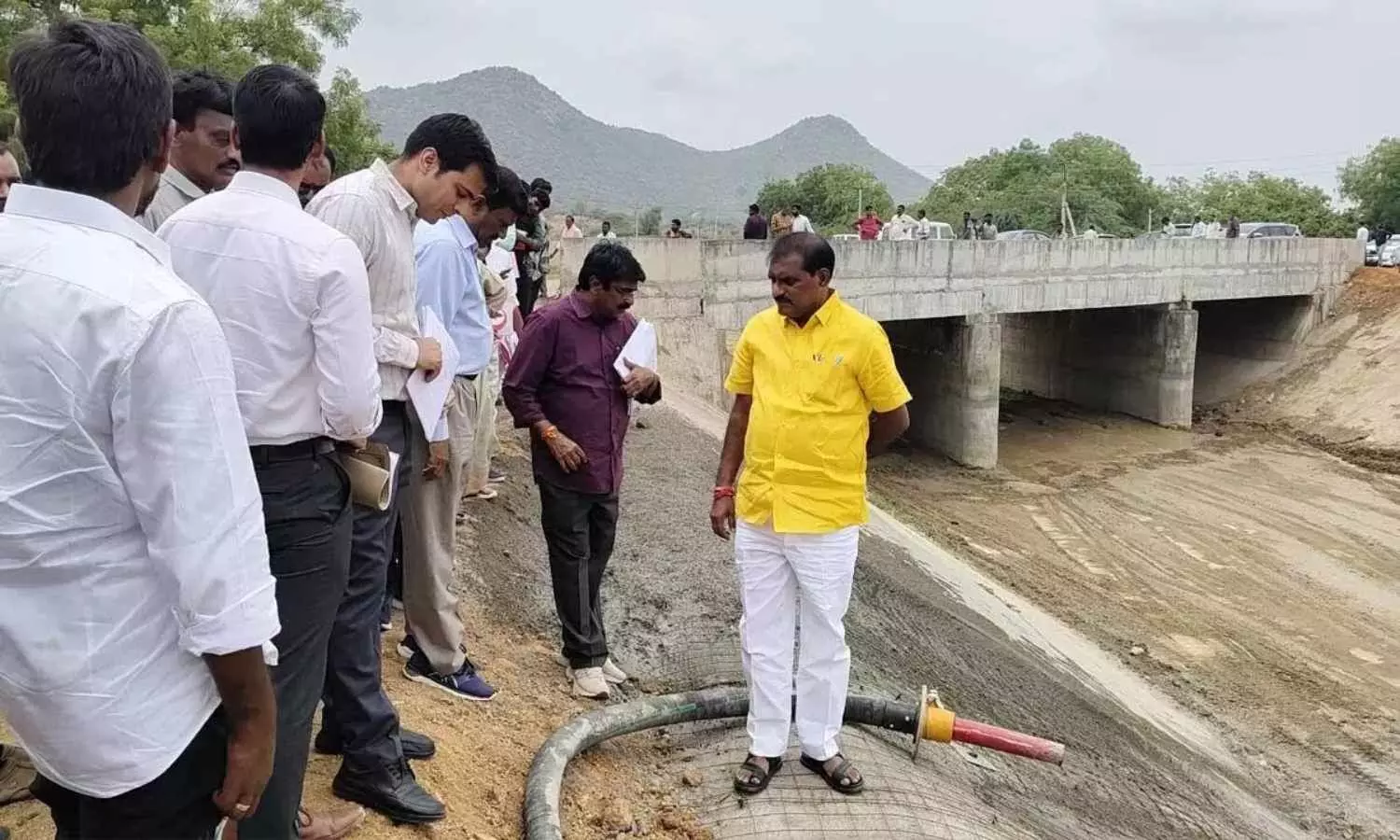Naidu for completion of Uttarandhra Sujala Sravanthi in two years, moots sensors to measure ground water level