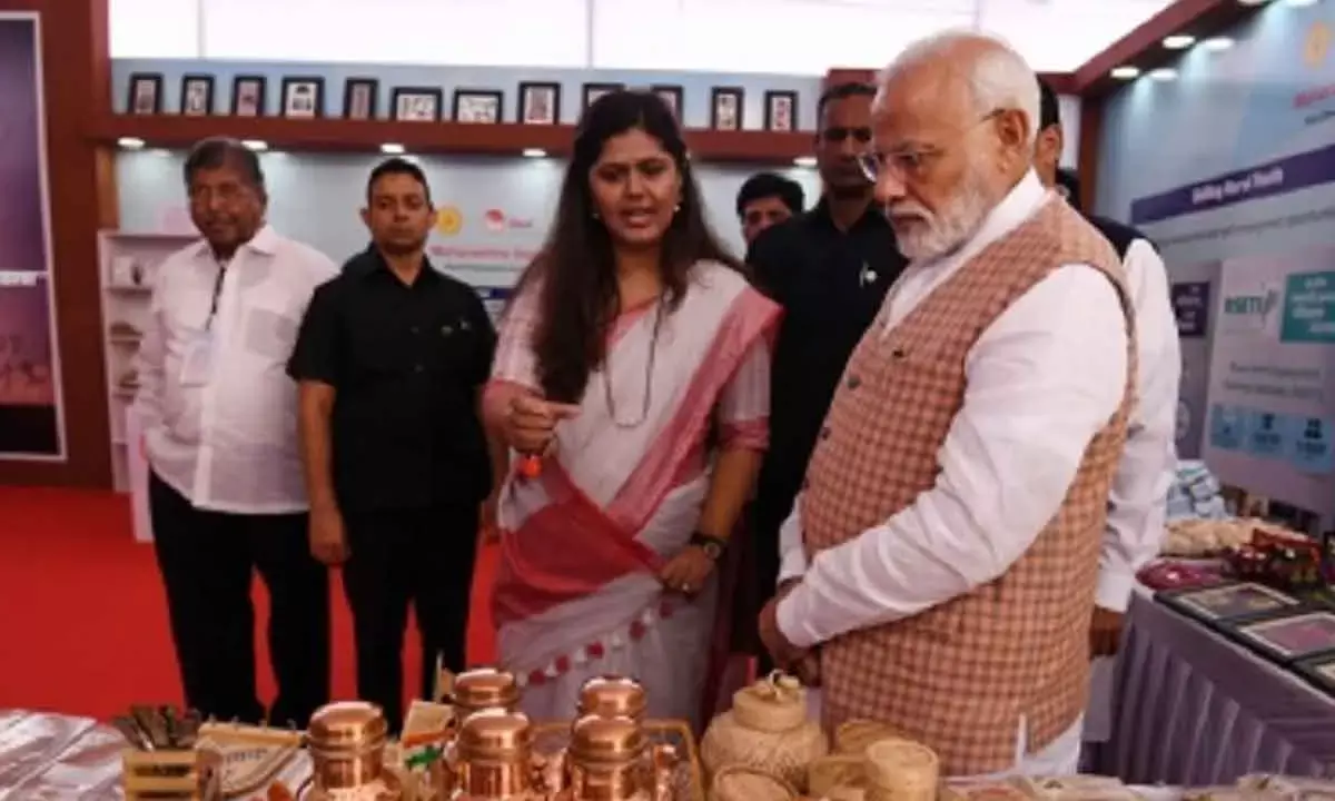 Over 10 cr women mobilised into 90 lakh SHGs in India: Govt report