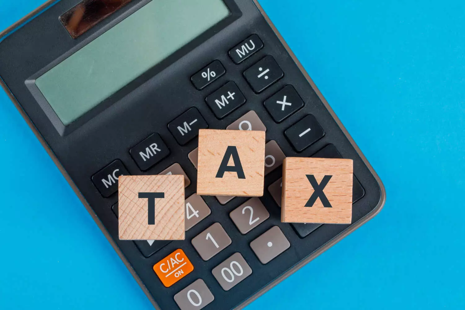 ITR Filing Deadline Not Extended: Income Tax Department Confirms, Dismisses Fake Notice ITR Filing Deadline Not Extended: Income Tax Department Confirms, Dismisses Fake Notice