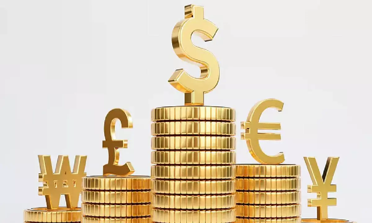 Forex kitty shrinks $2.7 bln to $687 bln