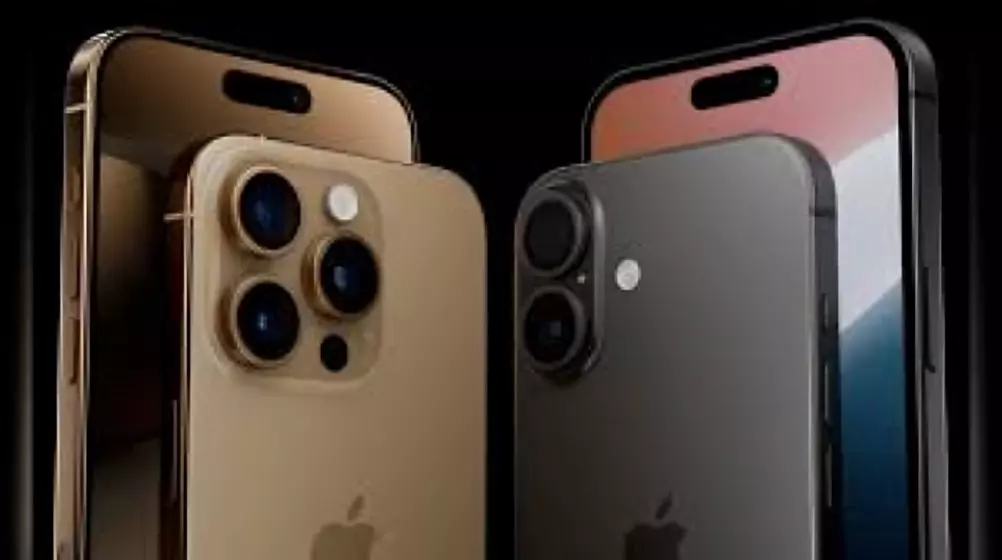 Flipkart, Amazon iPhone Deals: Prices Drop Up to Rs 55,000 in Festive Sales Flipkart, Amazon iPhone Deals: Prices Drop Up to Rs 55,000 in Festive Sales