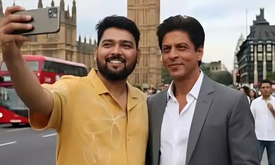 How to Create Celebrity Selfies Using Google’s Gemini Nano Banana AI