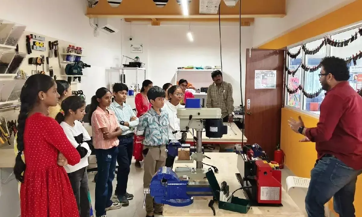 Eight students from AP chosen for training at Amazon Makerspace Lab