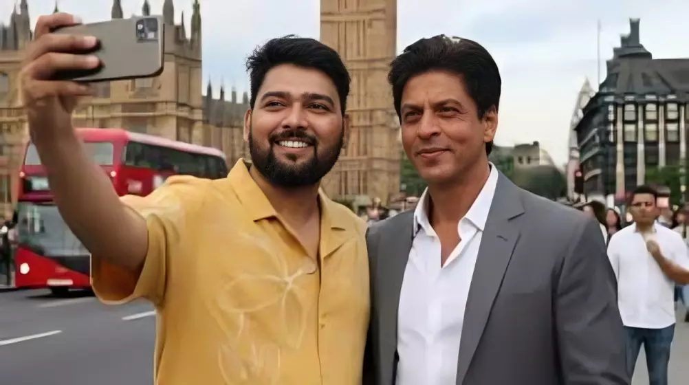 How to Create Celebrity Selfies Using Google’s Gemini Nano Banana AI