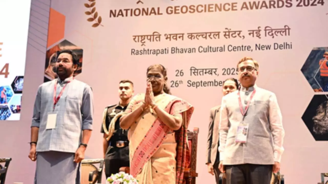 Prez calls for Atmanirbharta in rare earth space
