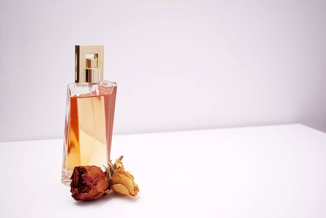 Your Signature Fragrance Awaits: 5 Easy Steps to Find It